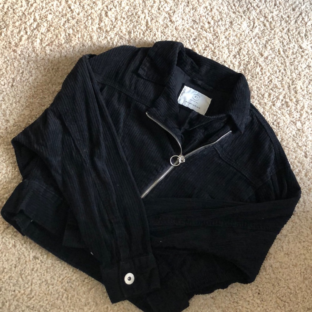Cropped jacket
